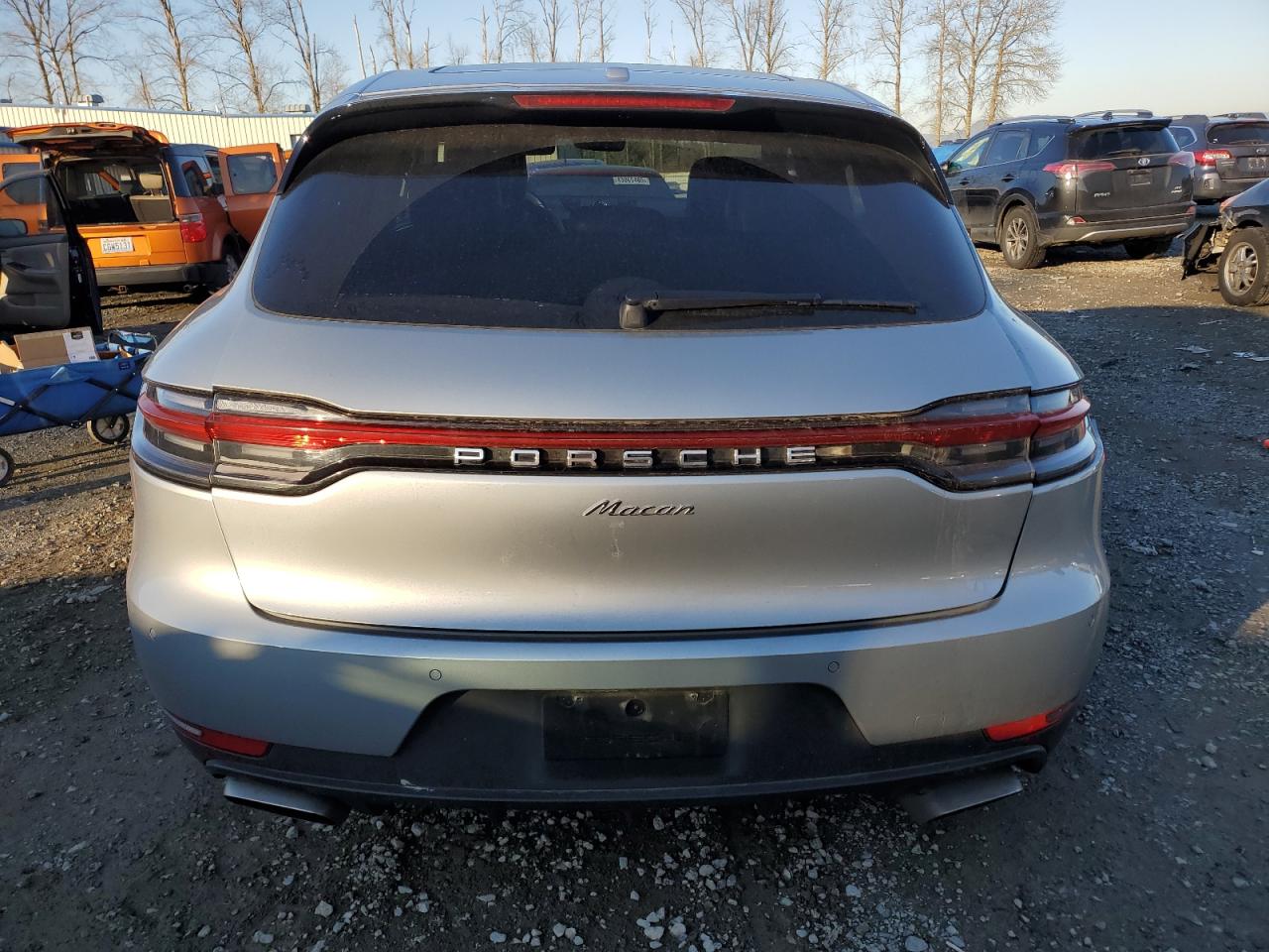 2020 Porsche Macan - Image 6