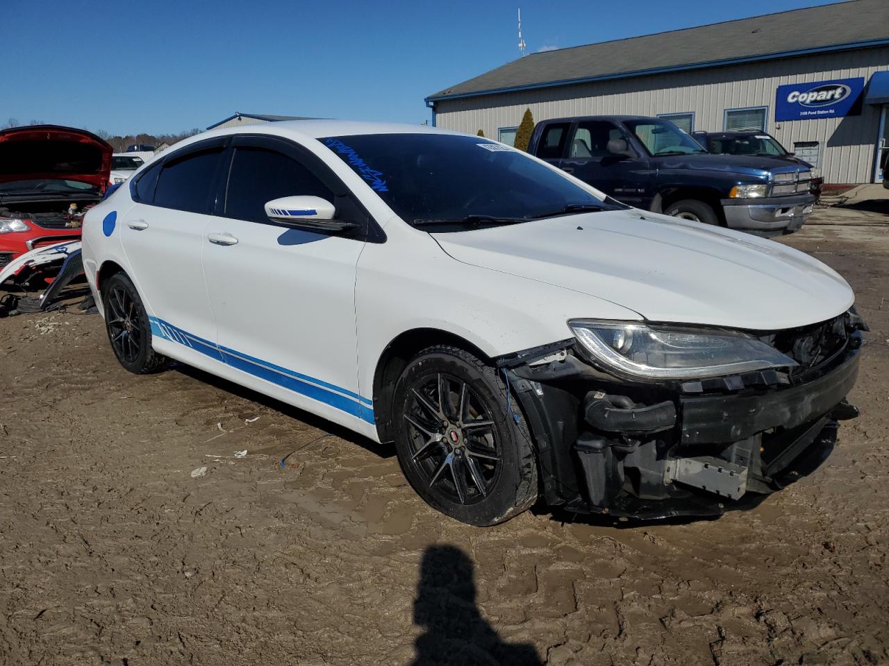 2015 Chrysler 200 - Image 4