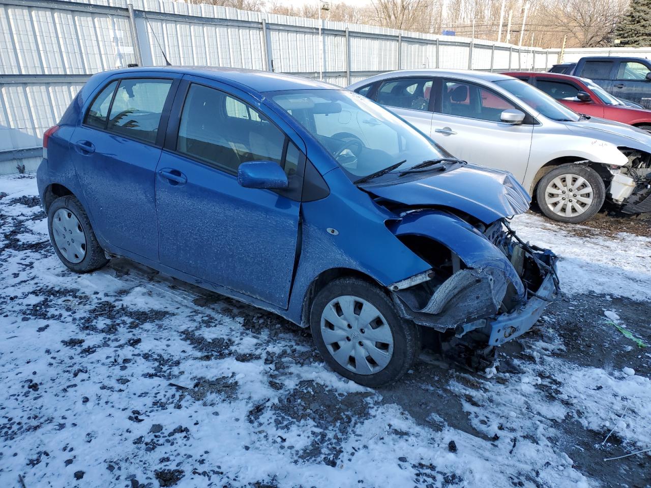 2011 Toyota Yaris - Image 4