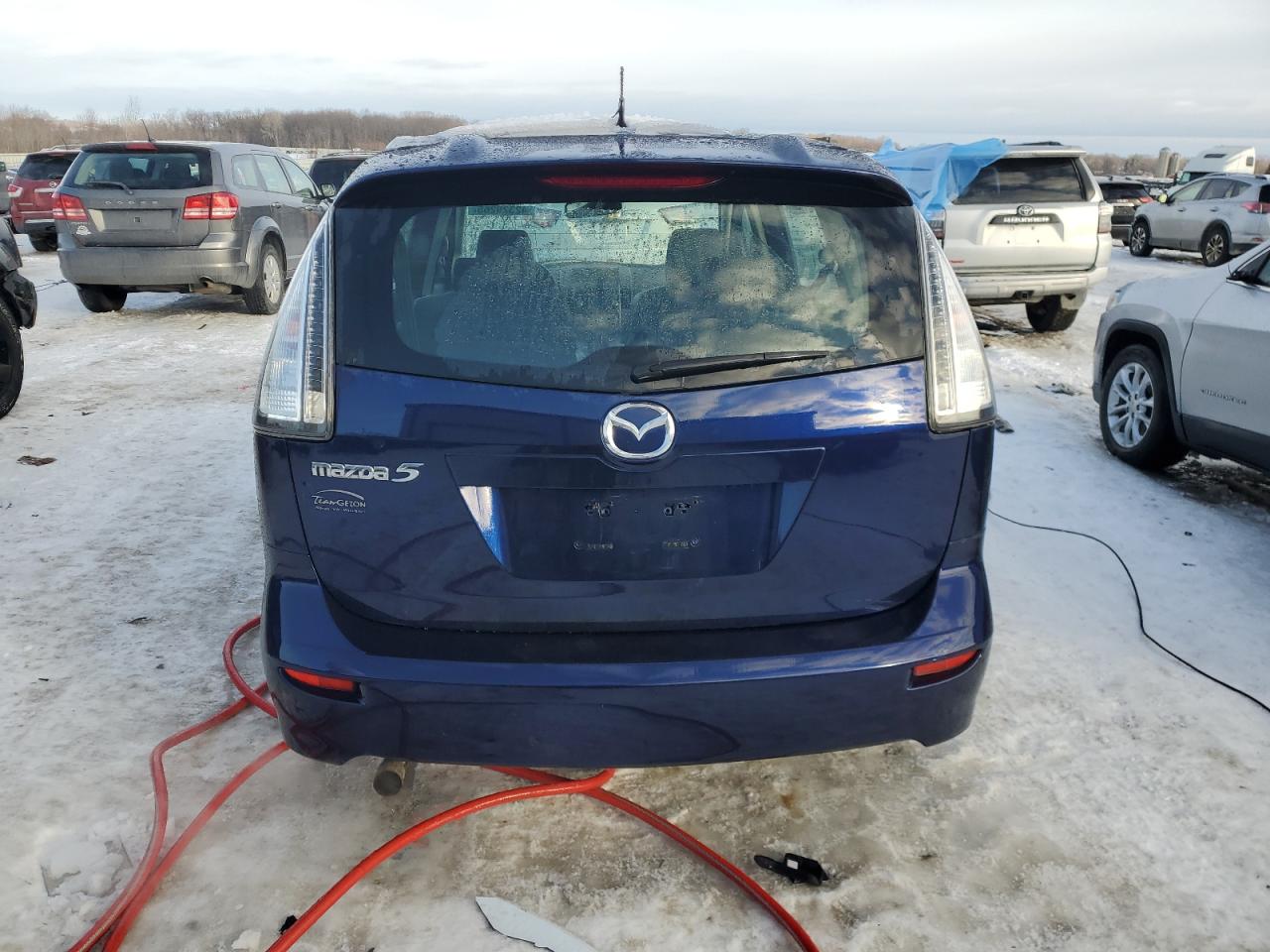 2009 Mazda 5 - Image 6