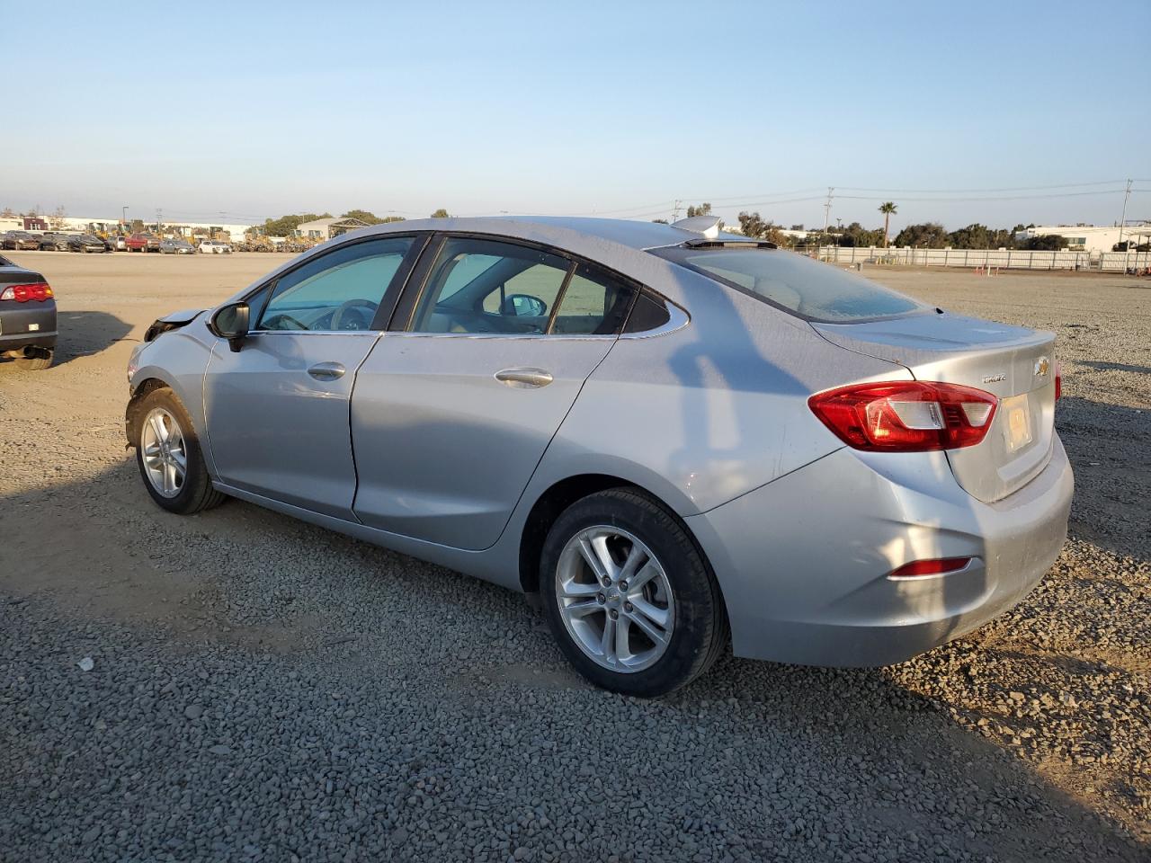 2017 Chevrolet Cruze - Image 2