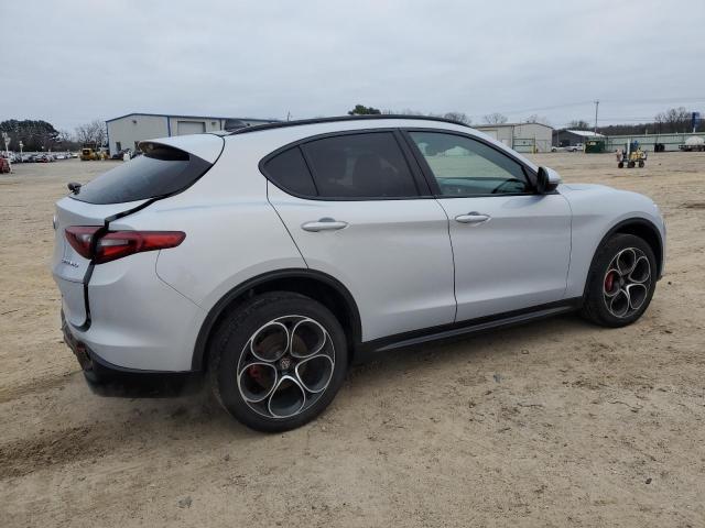  ALFA ROMEO STELVIO 2021 Szary