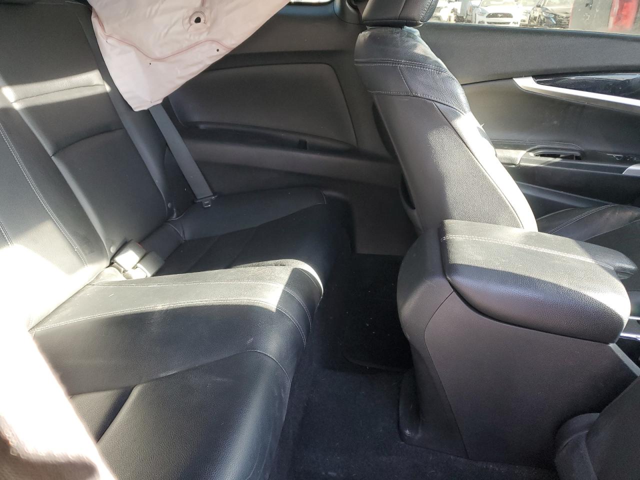 2015 Honda Accord - Image 11