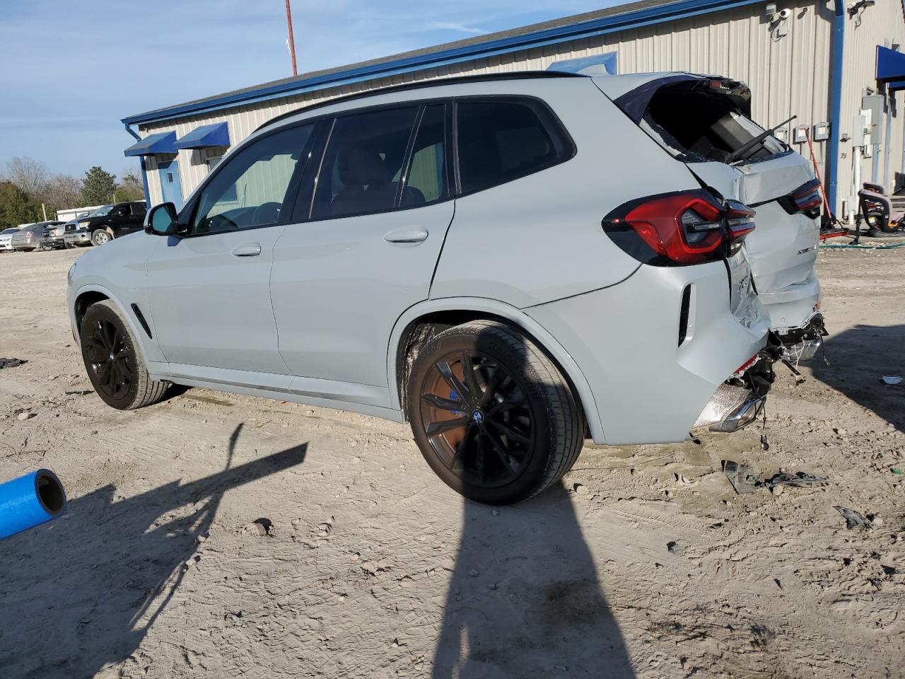 2022 BMW X3 - Image 2
