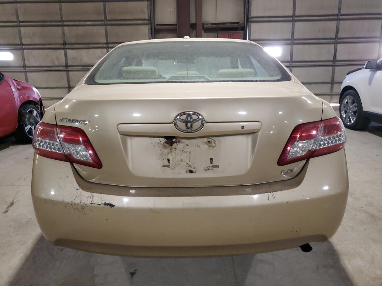 2010 Toyota Camry - Image 6