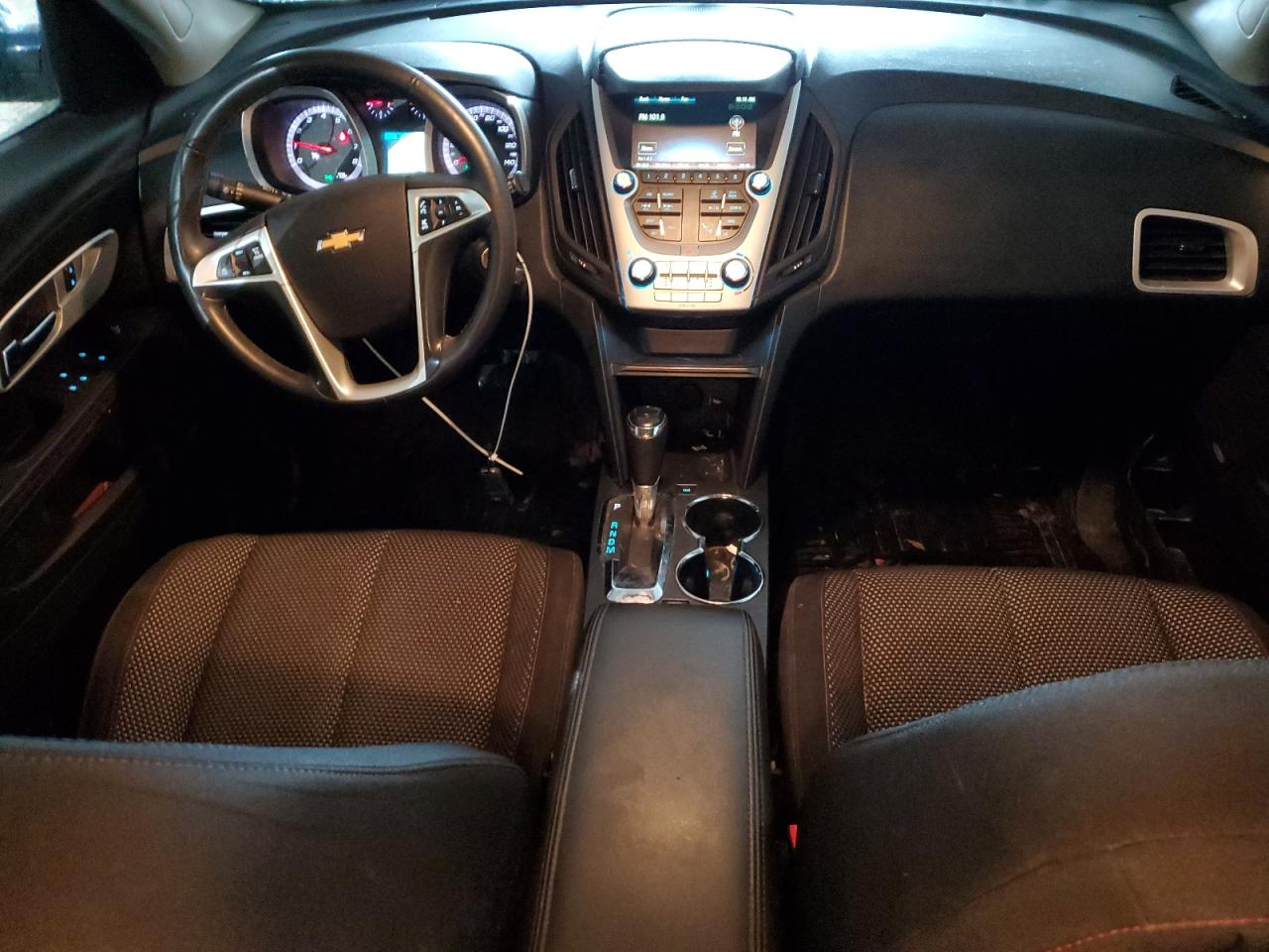 2017 Chevrolet Equinox - Image 8