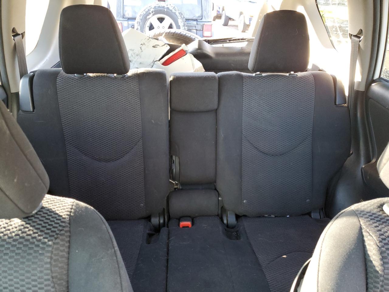 2012 Toyota RAV 4 - Image 10