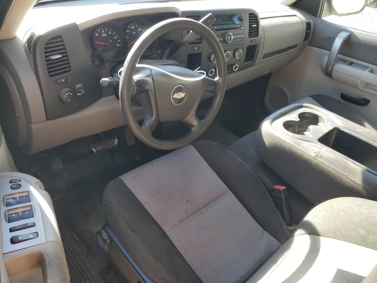 2009 Chevrolet Silverado - Image 8