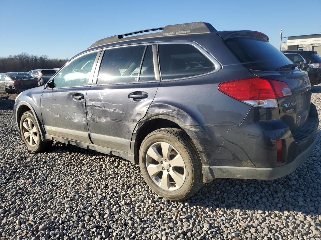 2010 Subaru Outback - Image 2