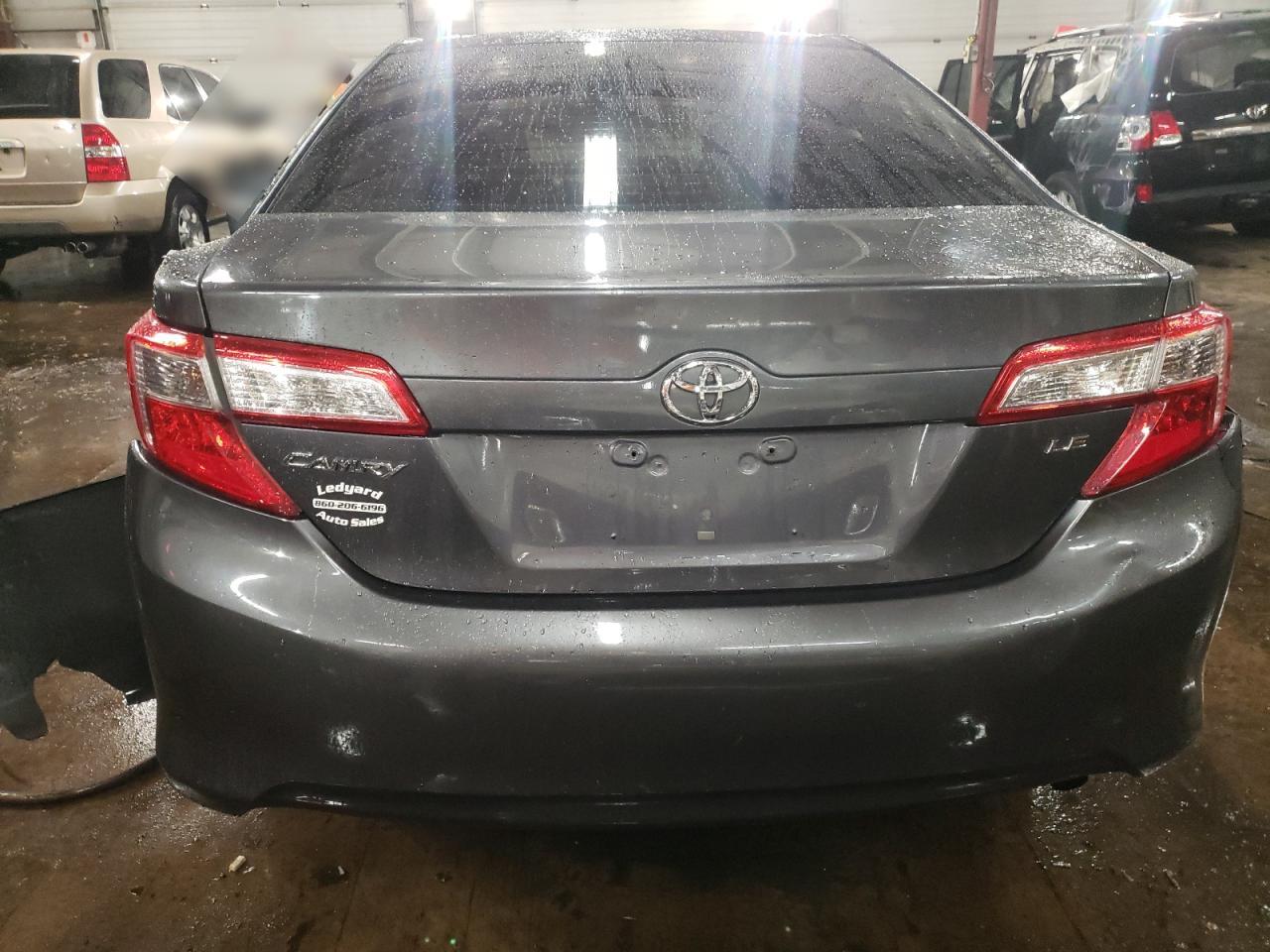 2012 Toyota Camry - Image 6