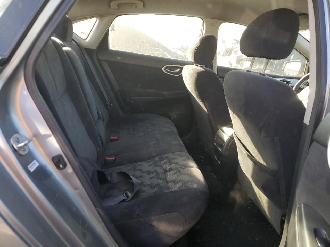2013 Nissan Sentra - Image 10