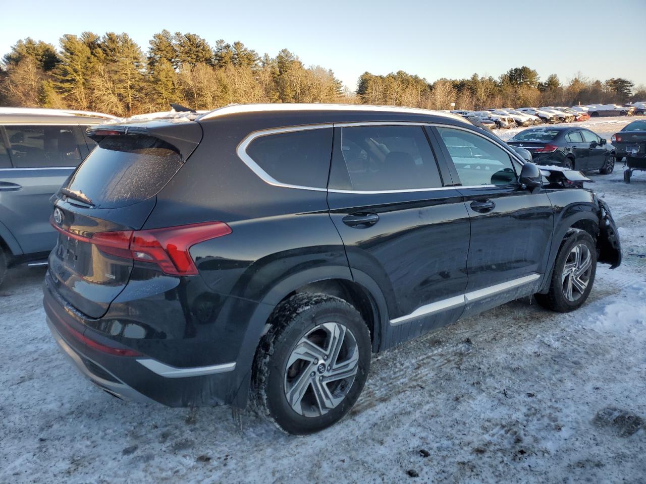 2022 Hyundai Santa Fe - Image 3