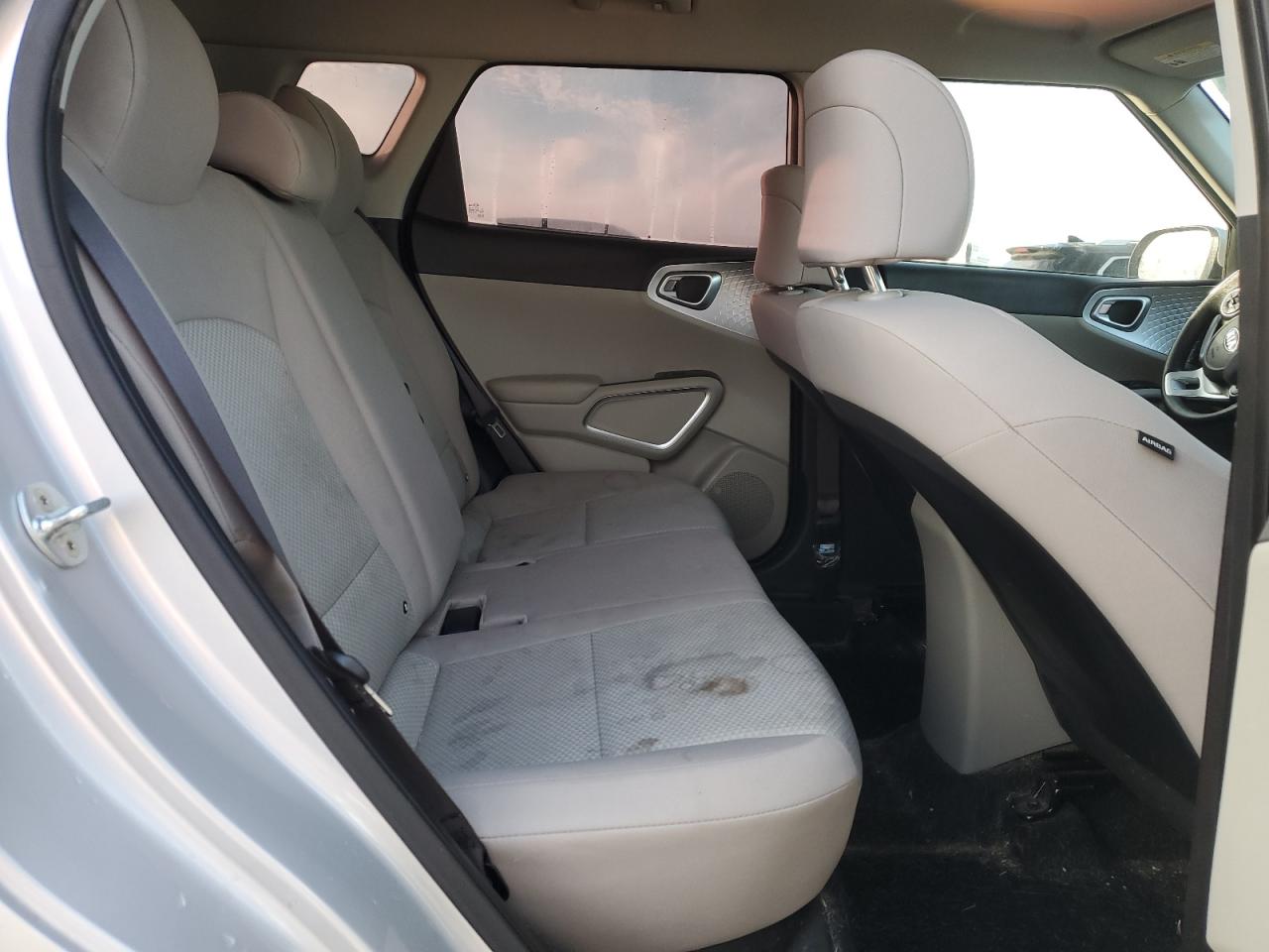 2020 Kia Soul - Image 12