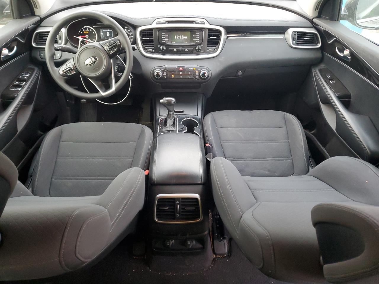 2016 Kia Sorento - Image 8