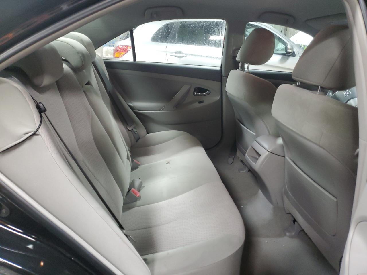 2011 Toyota Camry - Image 10