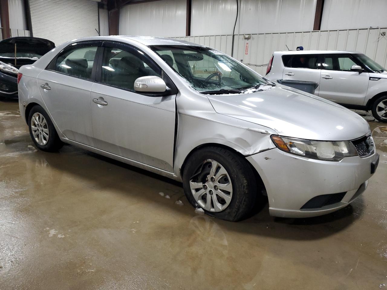 2010 Kia Forte - Image 4
