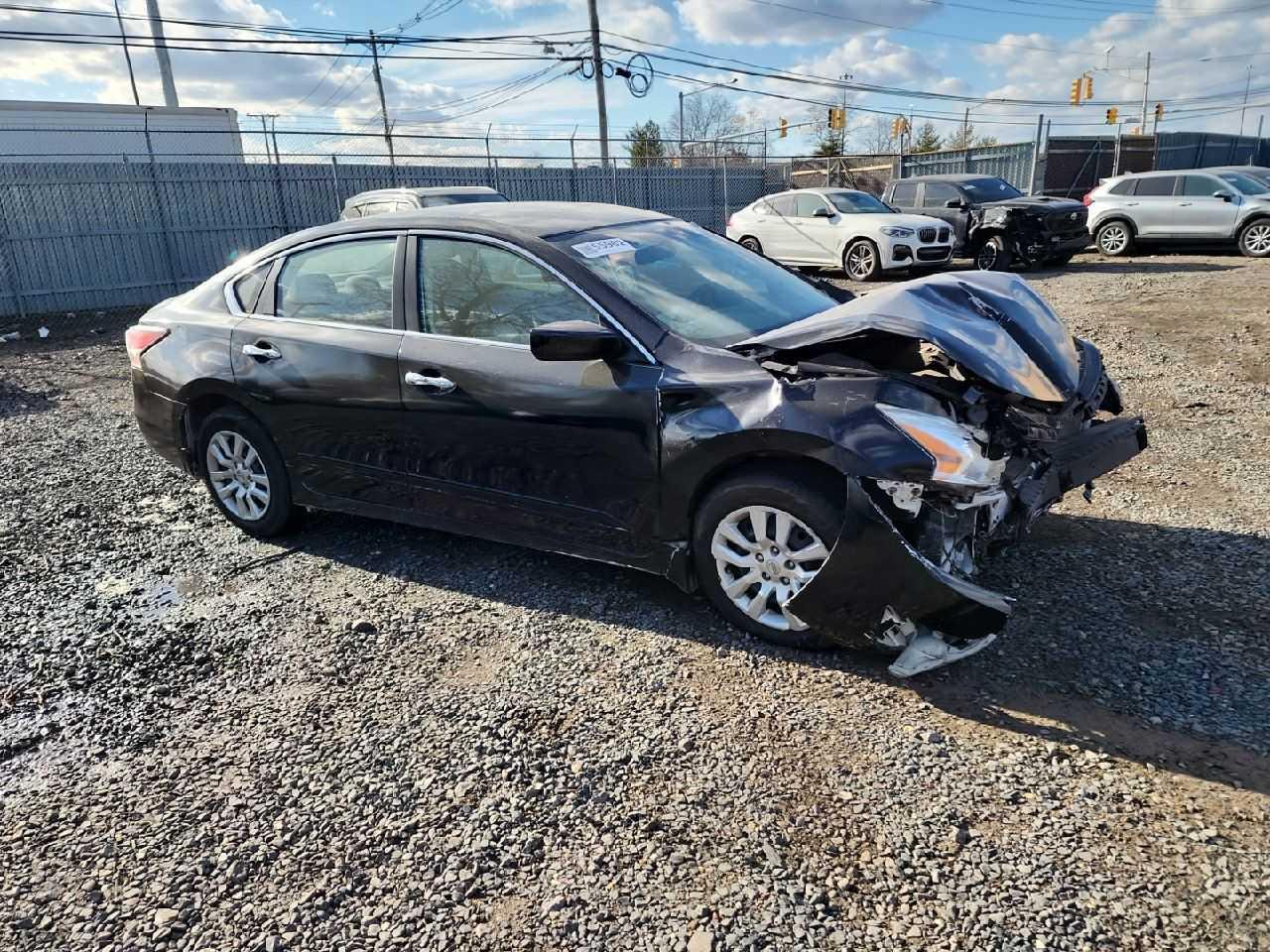 2015 Nissan Altima - Image 3