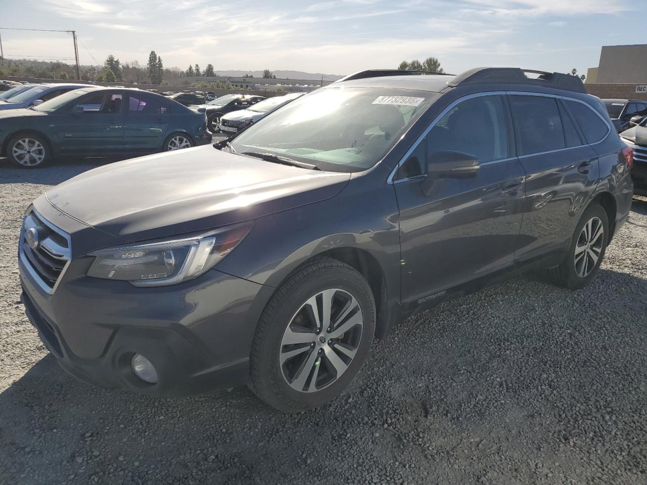 VIN 4S4BSENC1J3360697 2018 SUBARU OUTBACK no.1