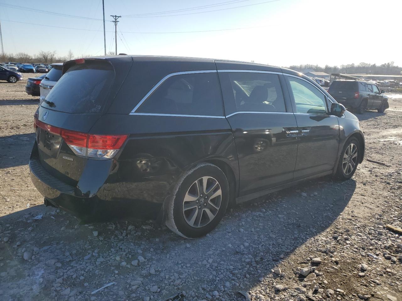 2014 Honda Odyssey - Image 3