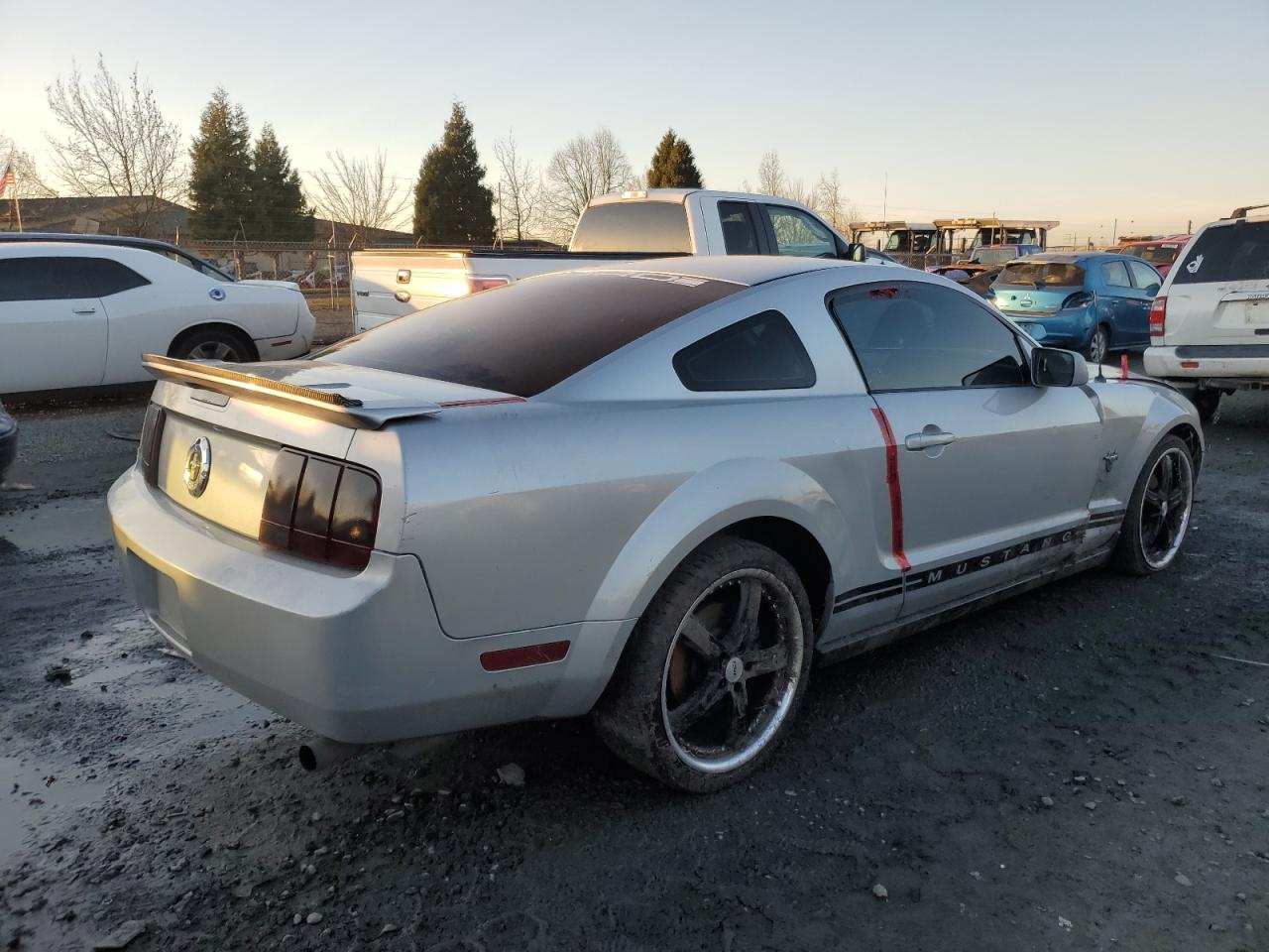 2009 Ford Mustang - Image 3