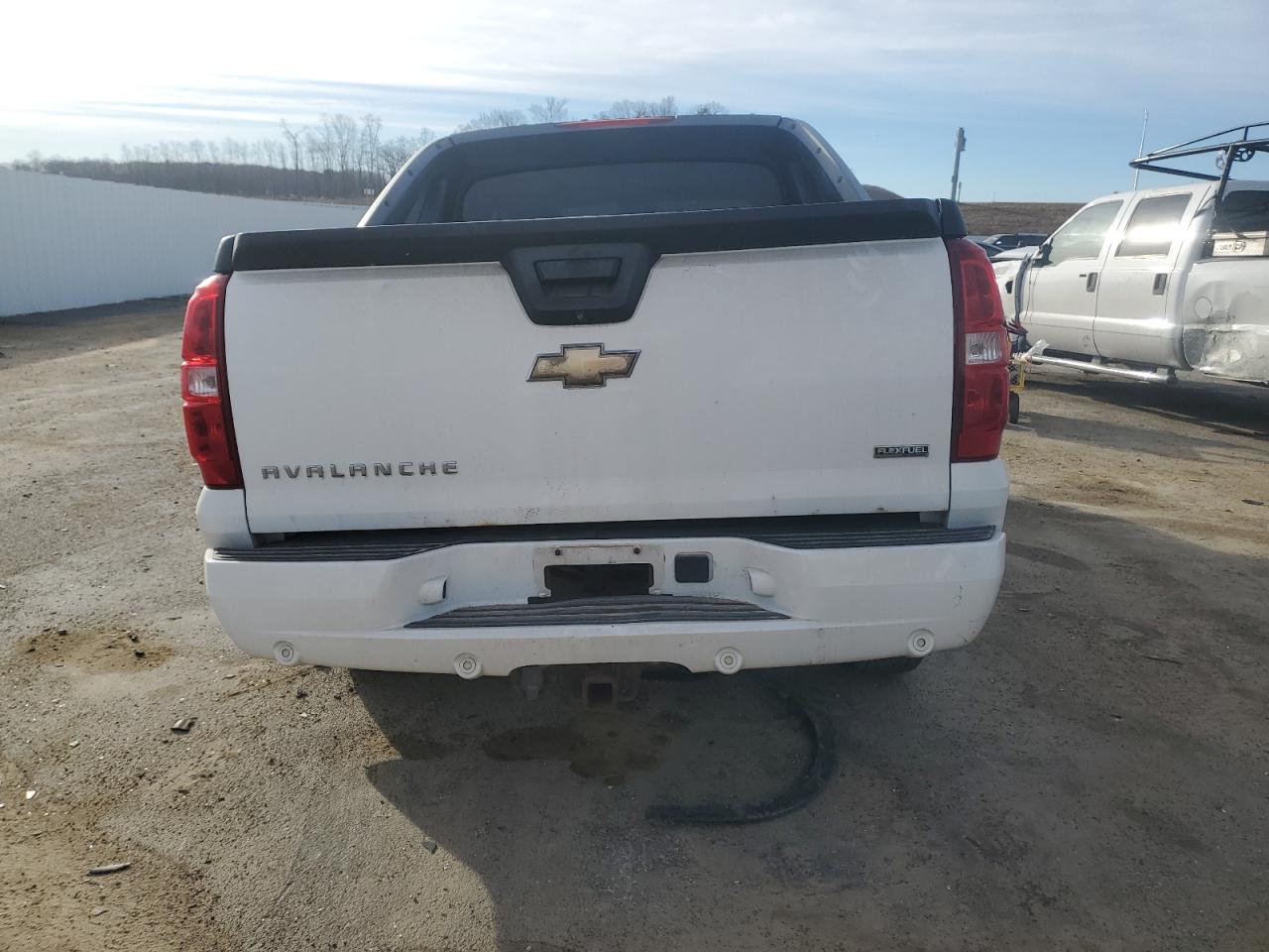 2009 Chevrolet Avalanche - Image 6