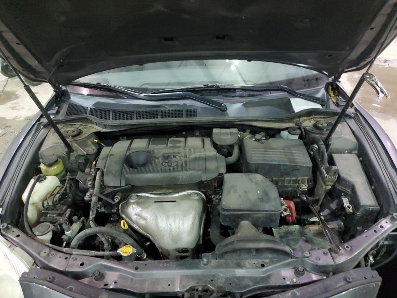 2011 Toyota Camry - Image 11
