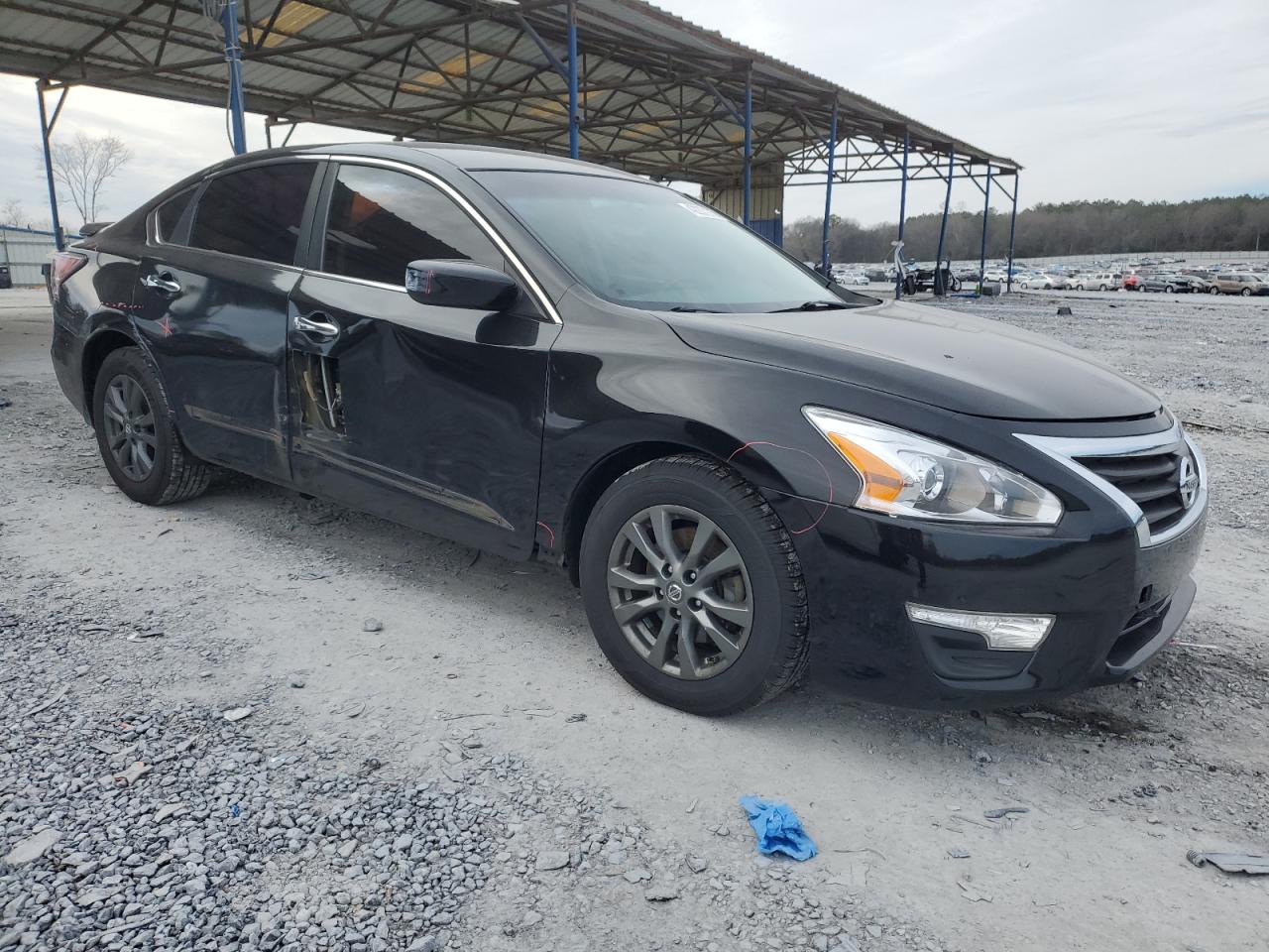 2015 Nissan Altima - Image 4