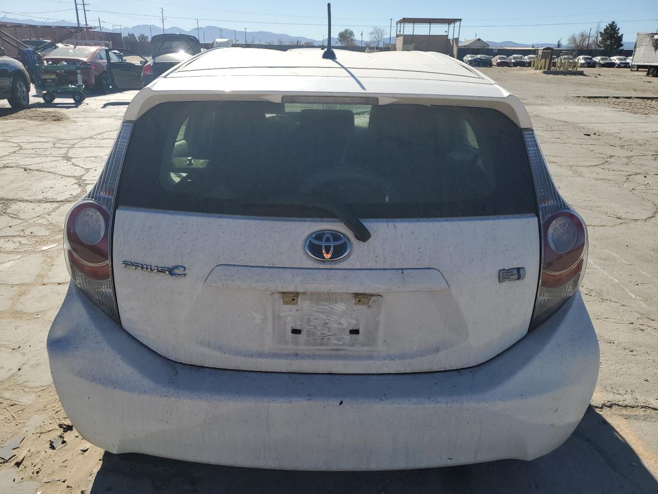 2013 Toyota Prius - Image 6