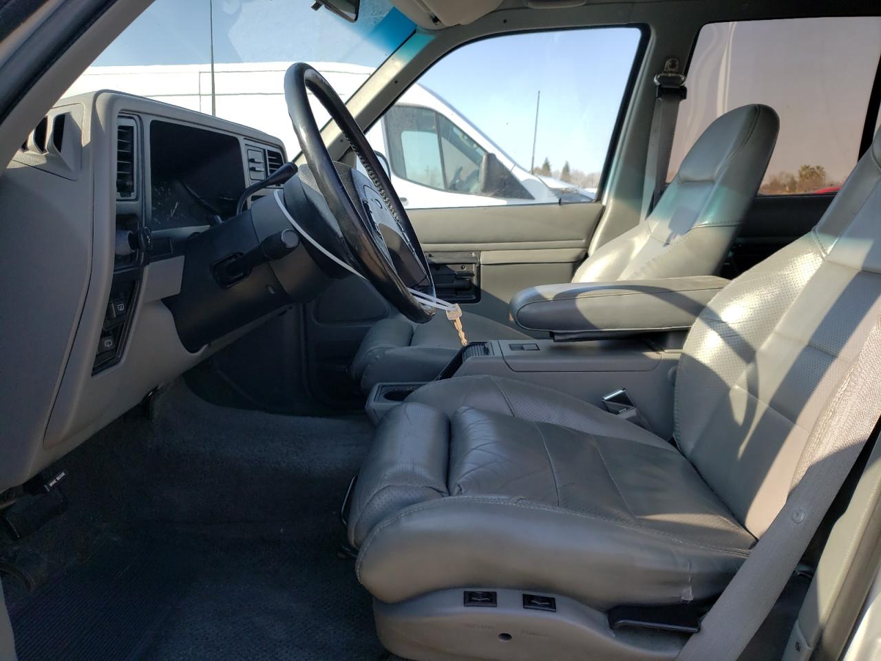 1992 Ford Explorer - Image 7