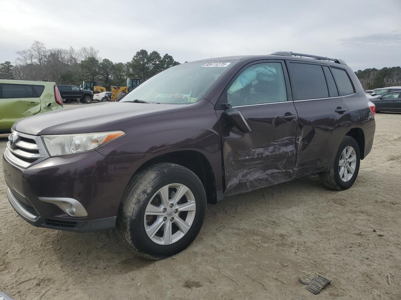 2013 Toyota Highlander - Image 1