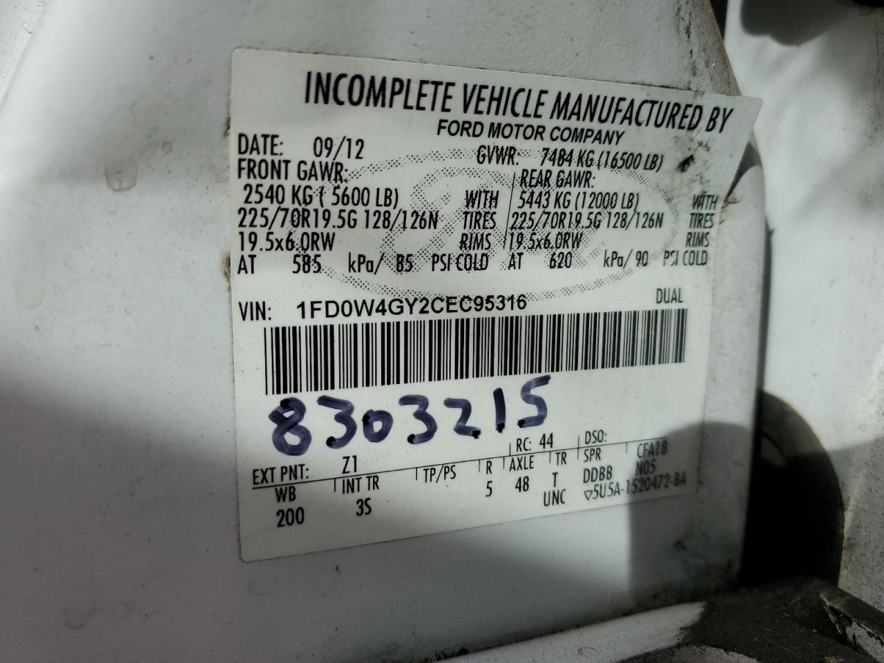 2012 Ford F450 - Image 13