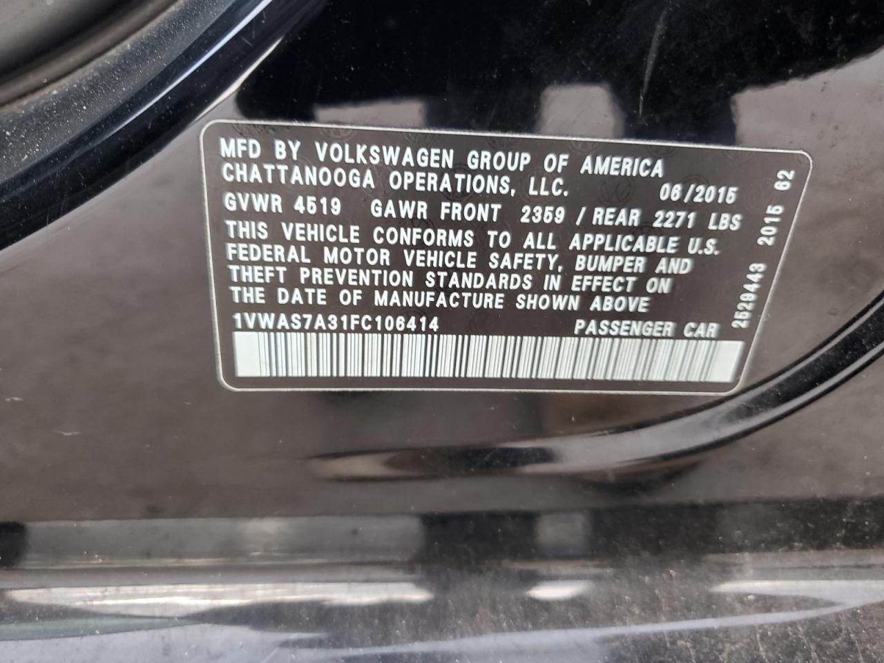 2015 Volkswagen Passat - Image 12