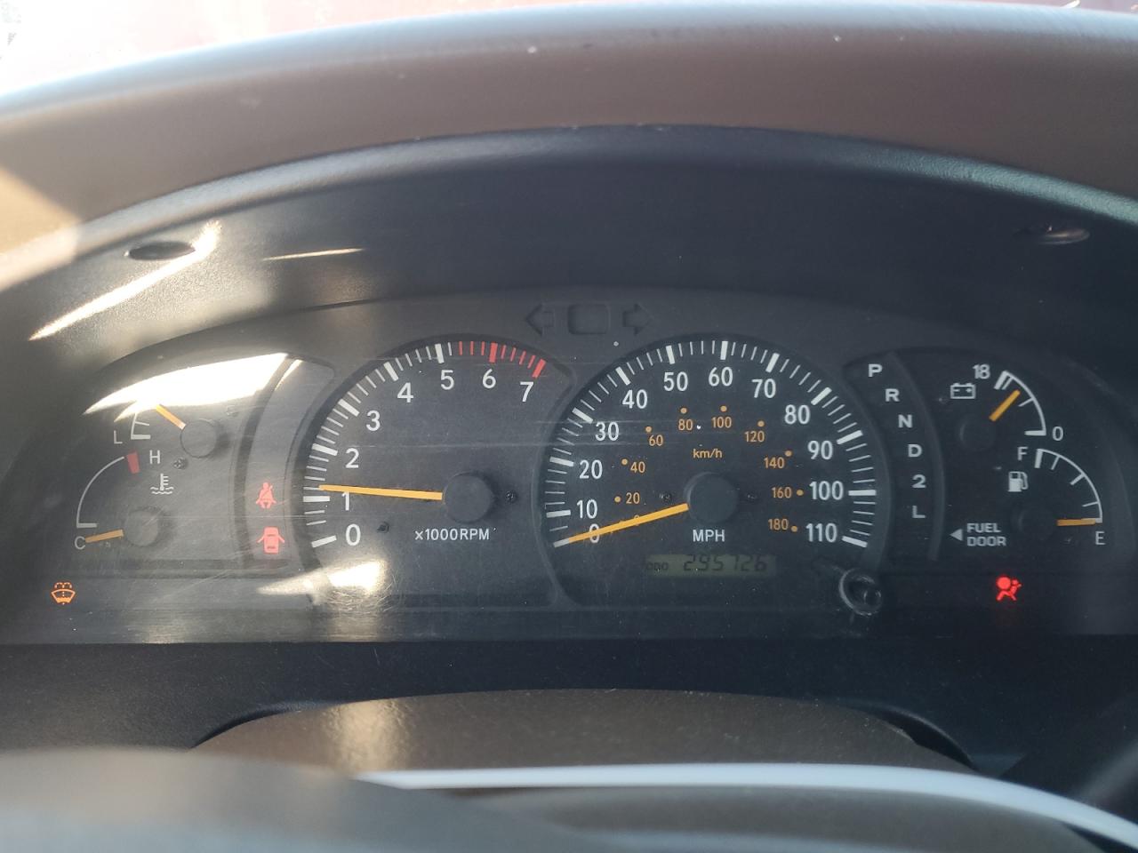 2004 Toyota Tundra - Image 9