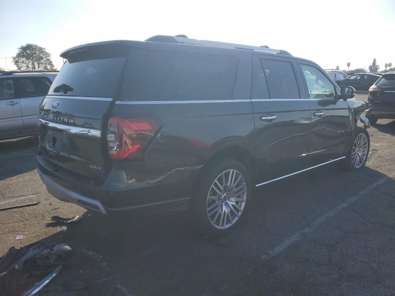 2023 Ford Expedition - Image 3