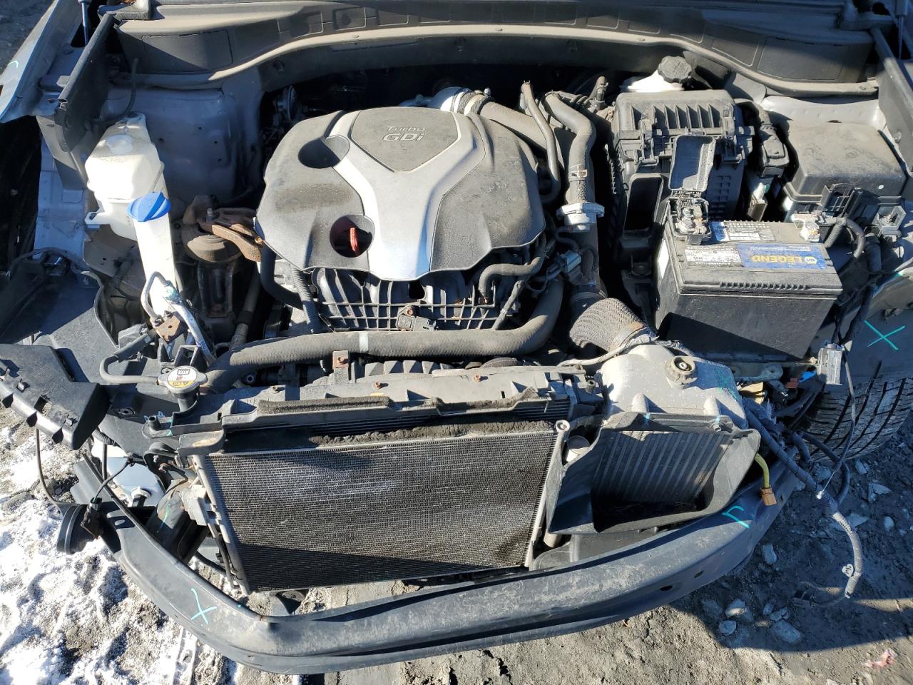2013 Hyundai Santa Fe - Image 12