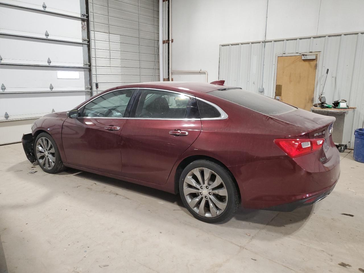 2016 Chevrolet Malibu - Image 2