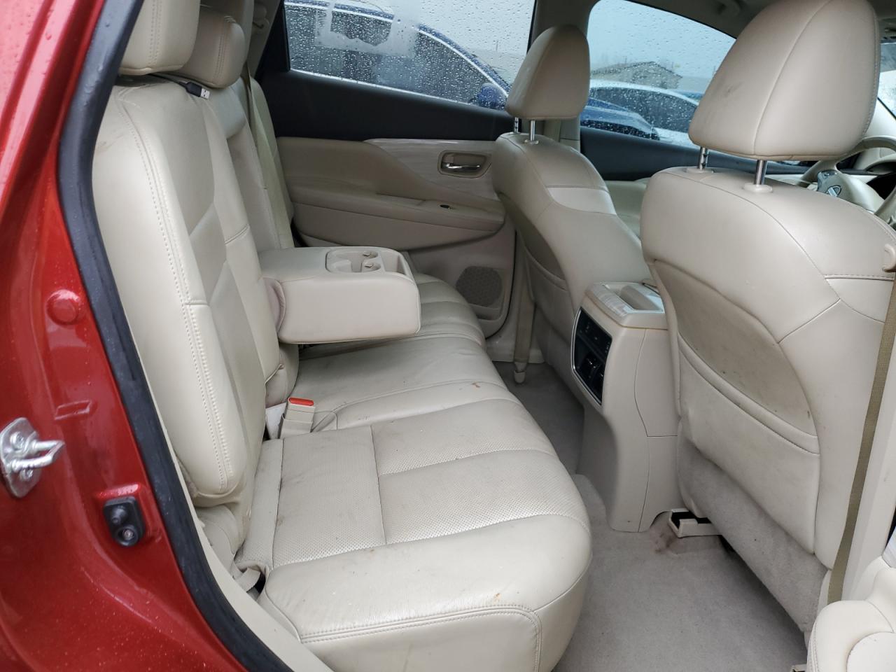2015 Nissan Murano - Image 10