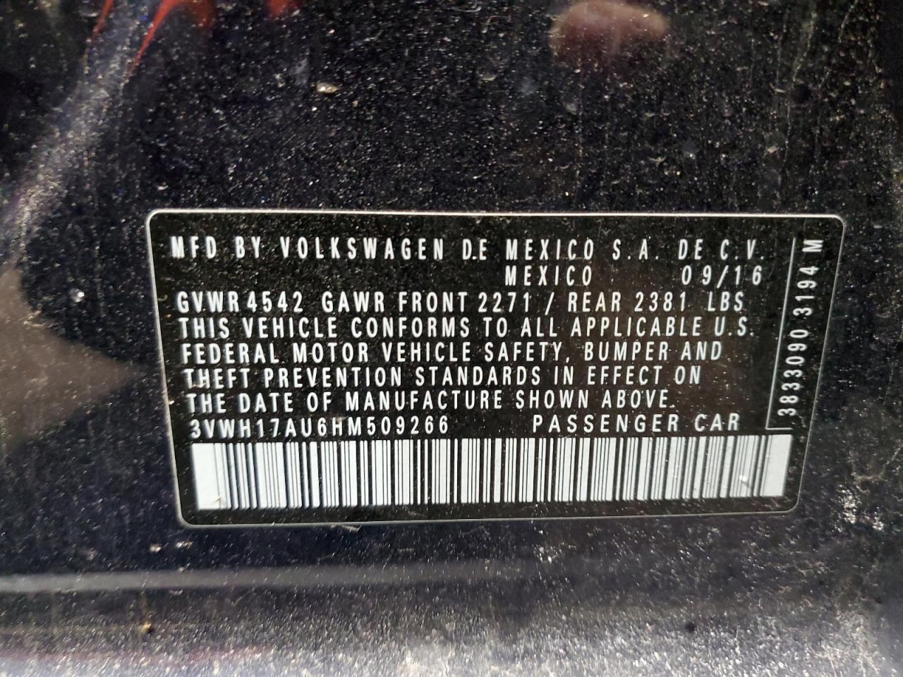 2017 Volkswagen Golf - Image 13