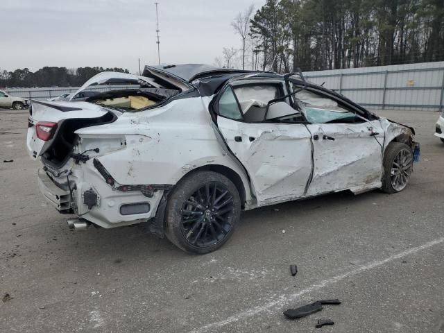  TOYOTA CAMRY 2021 Biały