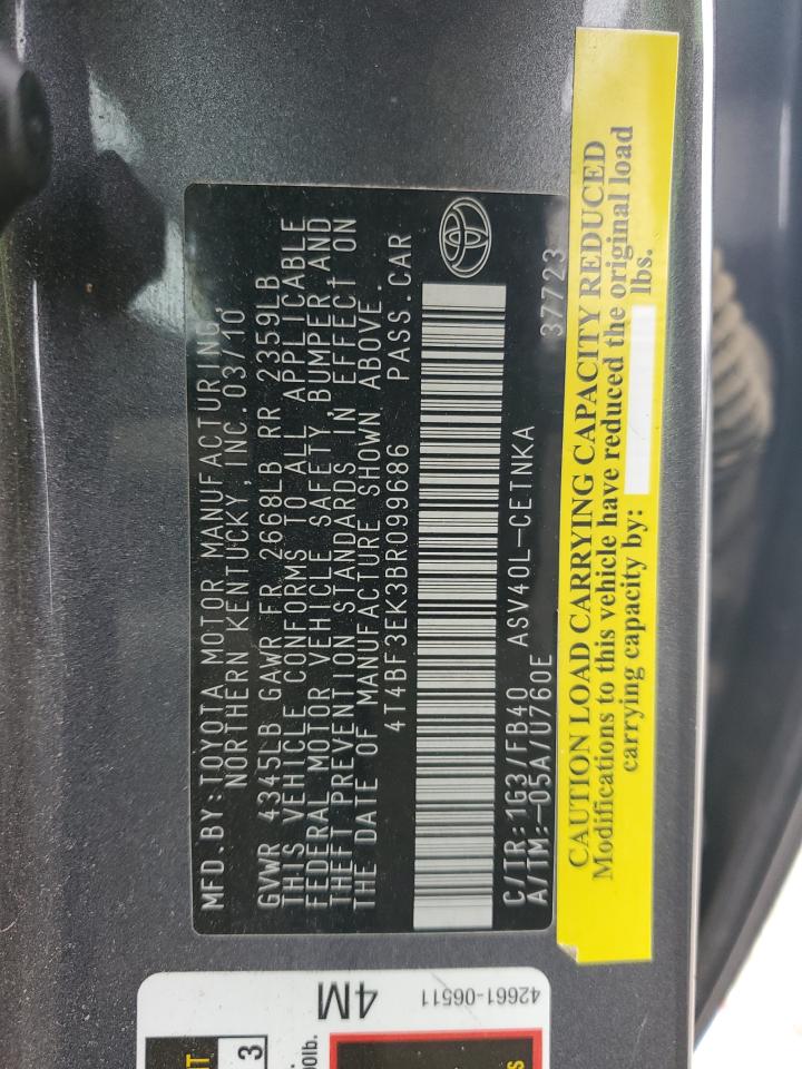 2011 Toyota Camry - Image 12