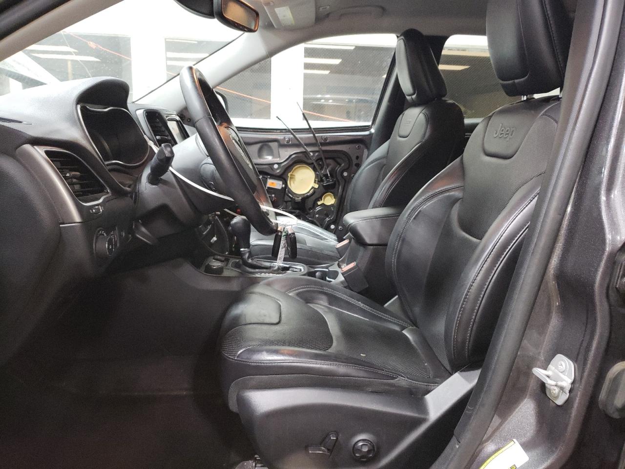 2019 Jeep Grand Cherokee - Image 7