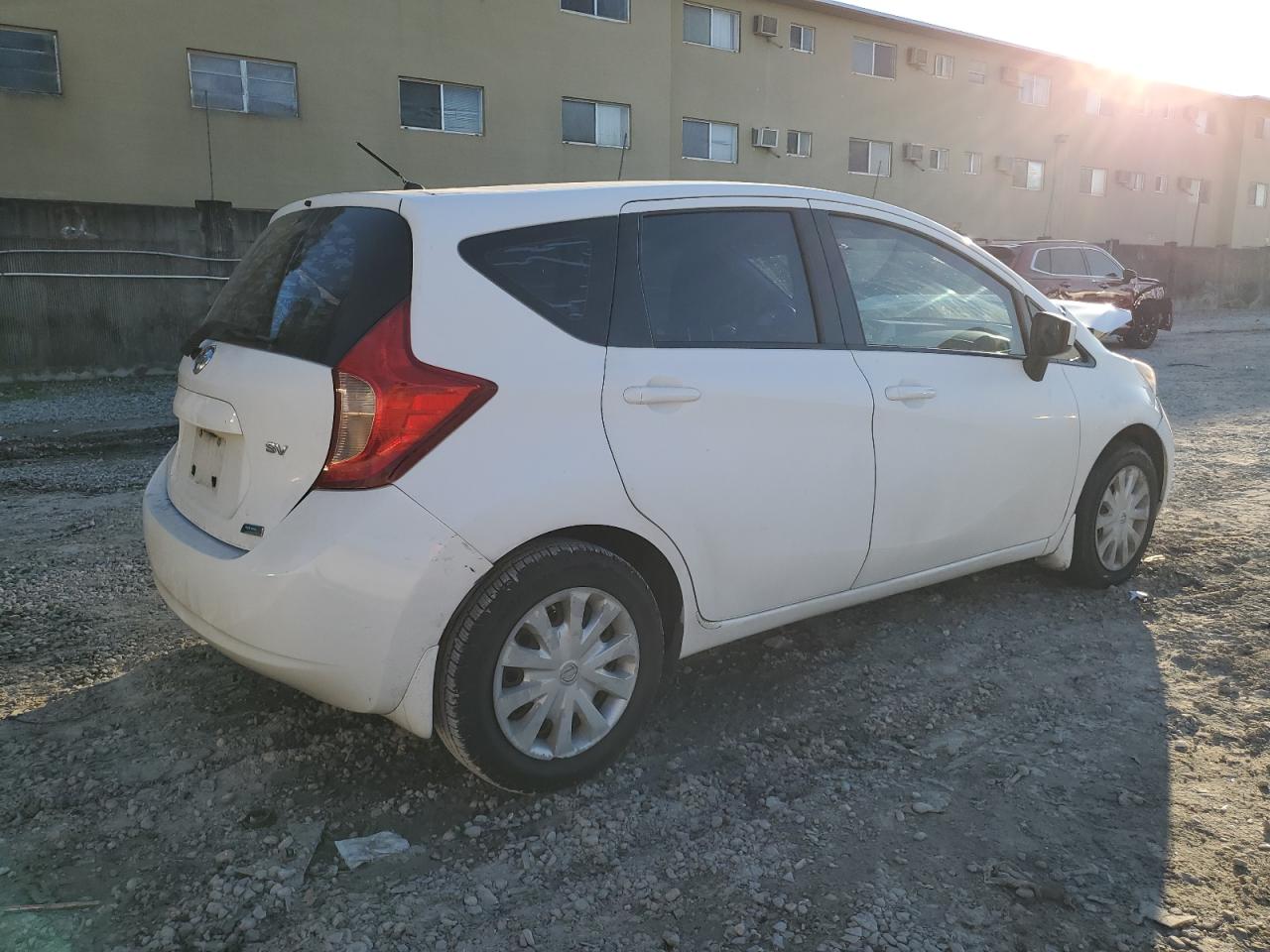 2015 Nissan Versa - Image 3
