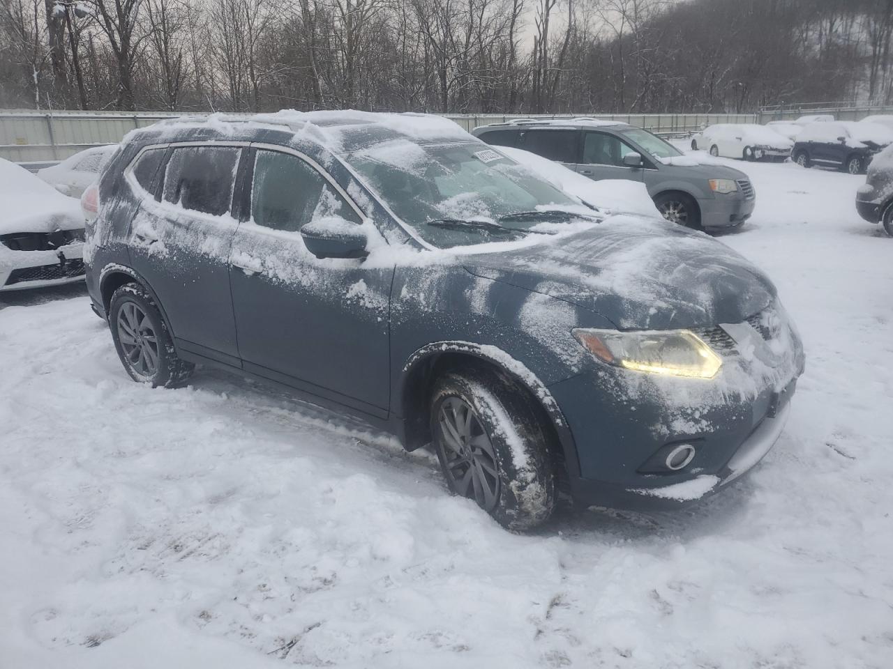 2016 Nissan Rogue - Image 4