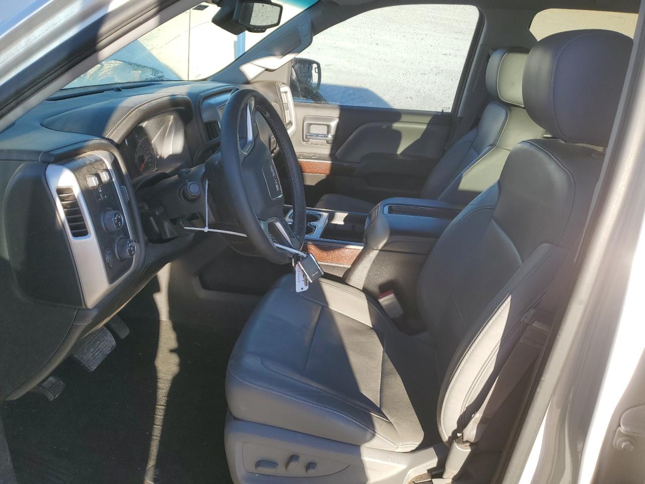 2015 GMC Sierra - Image 7