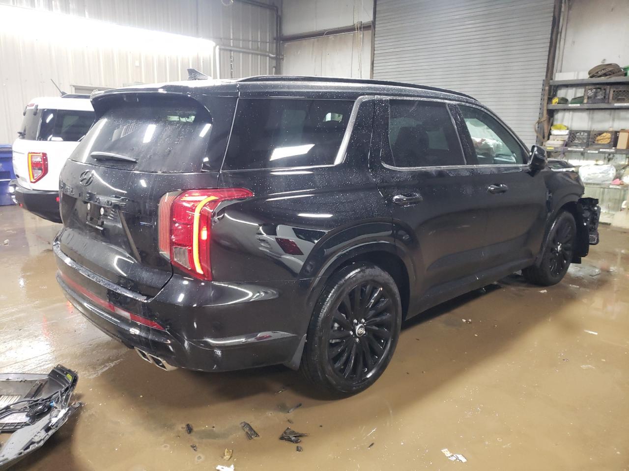 2024 Hyundai Palisade - Image 3
