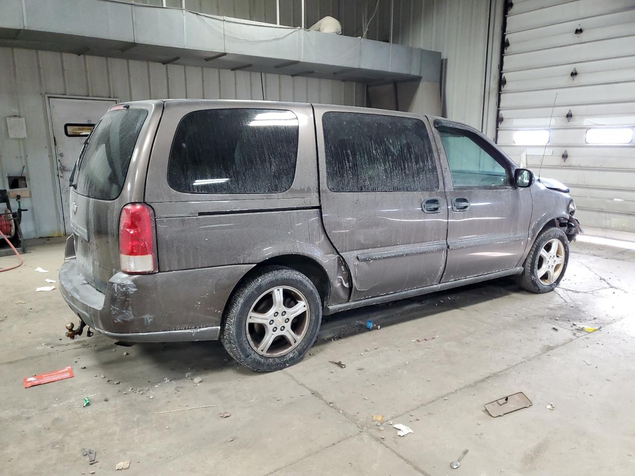 2008 Chevrolet Uplander - Image 3