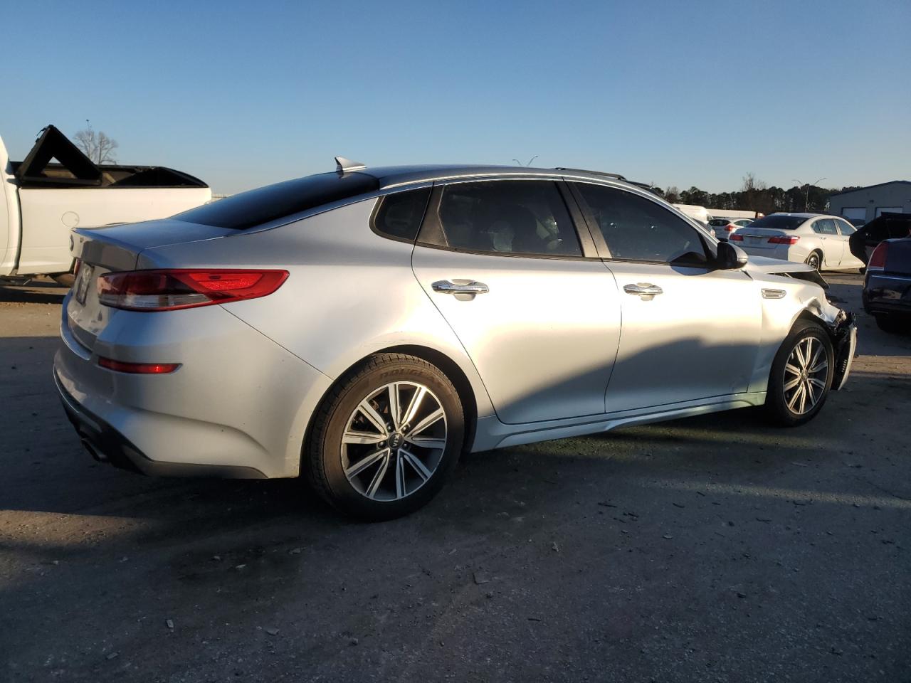 2019 Kia Optima - Image 3