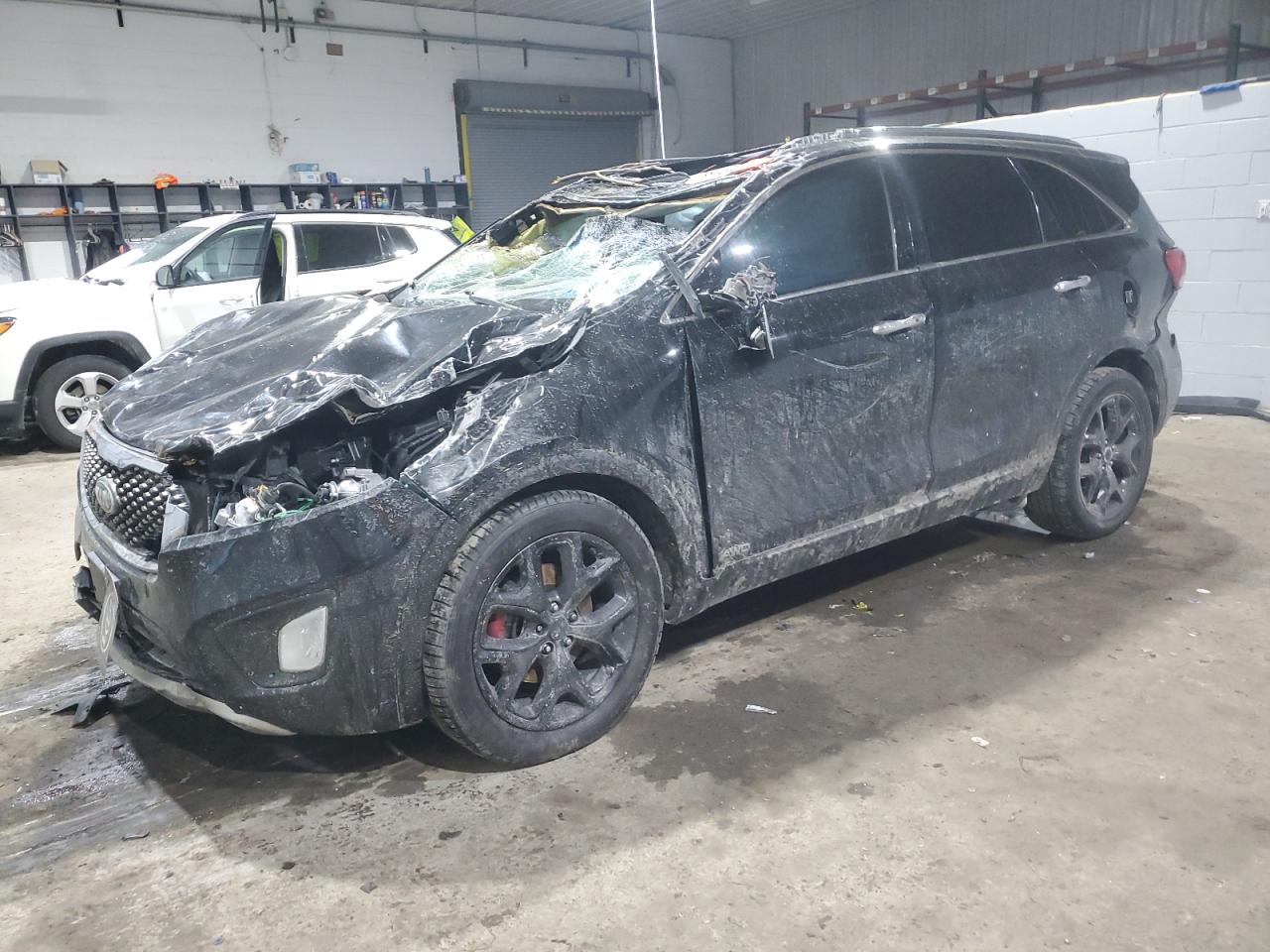2016 Kia Sorento - Image 1