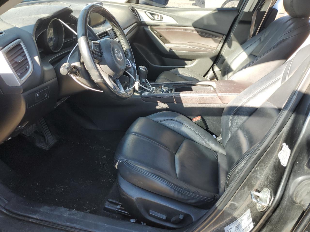 2017 Mazda 3 - Image 7