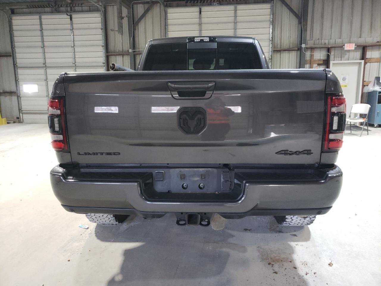 2017 RAM 1500 - Image 6